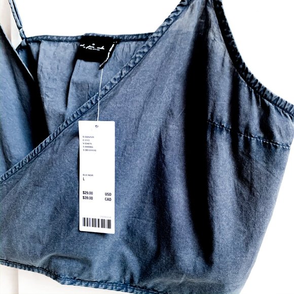 NWT urban outfitters airy surplice neck crop top - Picture 3 of 6